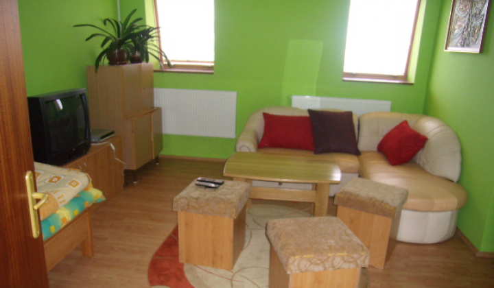 21. fotografia fotogalérie Obecný úrad Pichne